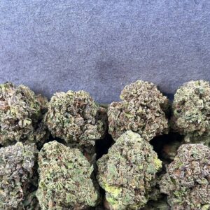 ICE CREAM CAKE(SLIGHTLY SEED)